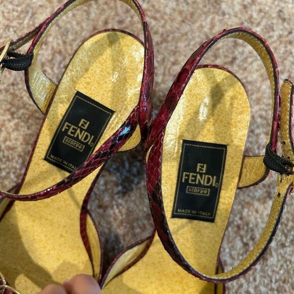 Size 36 FENDI Snake Skin Heels Leather - Picture 2 of 9